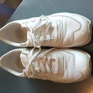 New Balance 620 Sz:9 Men's White